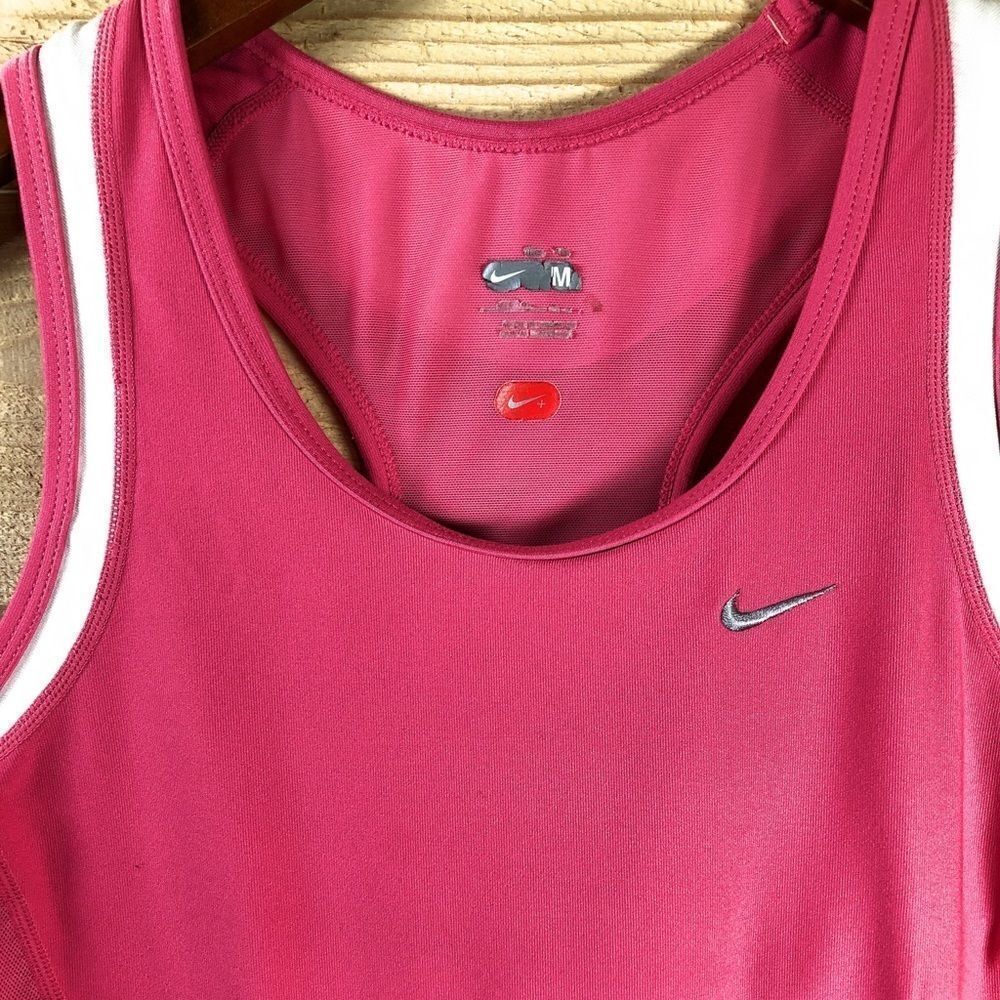 Nike Racerback Tank Top With Built In Bra - Picture 2 of 7
